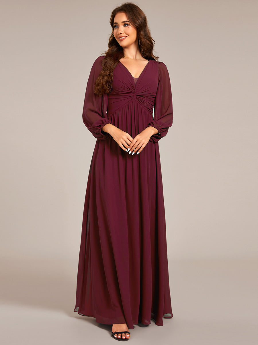 Robe de soirée élégante en mousseline de soie à manches longues et plissée #Couleur_Bordeaux