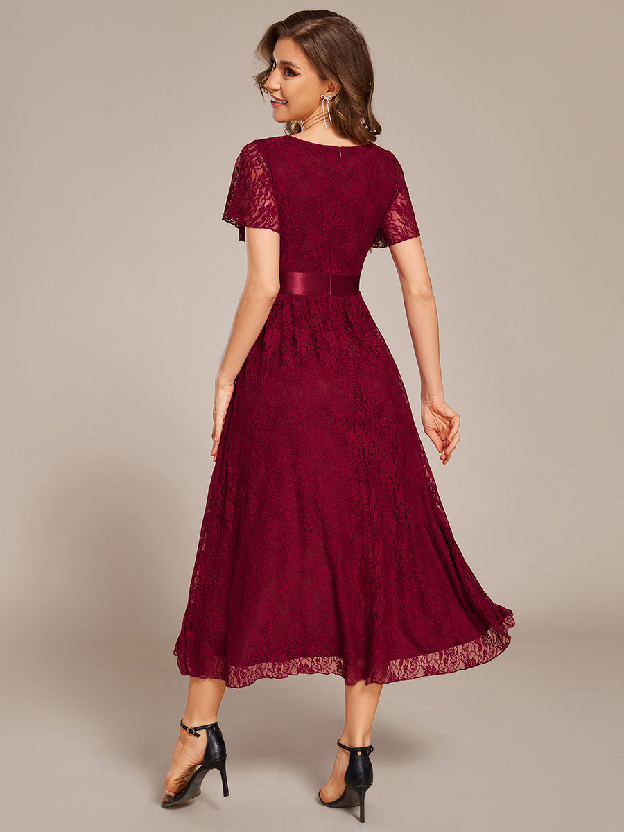 Robe d'invitée de mariage coupe A en dentelle #Couleur_Bordeaux