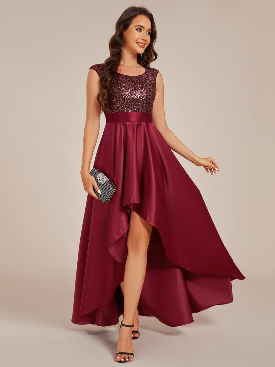 Robe de soirée à sequins et décolleté plongeant avec satin #Couleur_Bordeaux