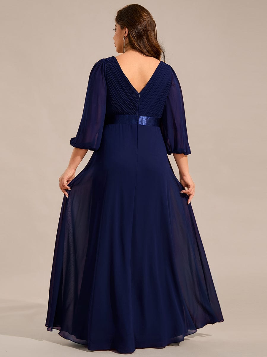 Robe de soirée trapèze taille empire en mousseline à manches longues #Couleur_Bleu Marine