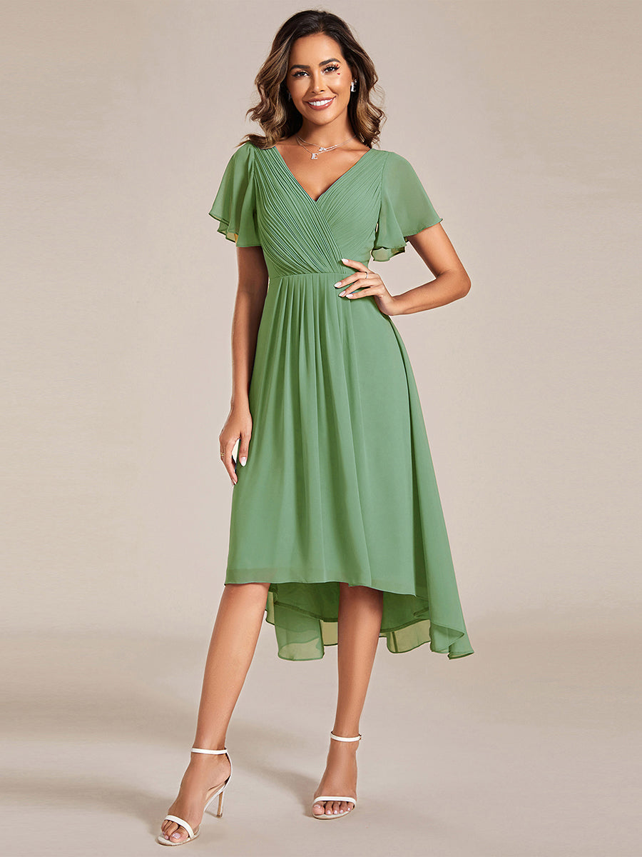 Robe d'invitée de mariage chic à col en V et manches courtes #Couleur_Vert sauge