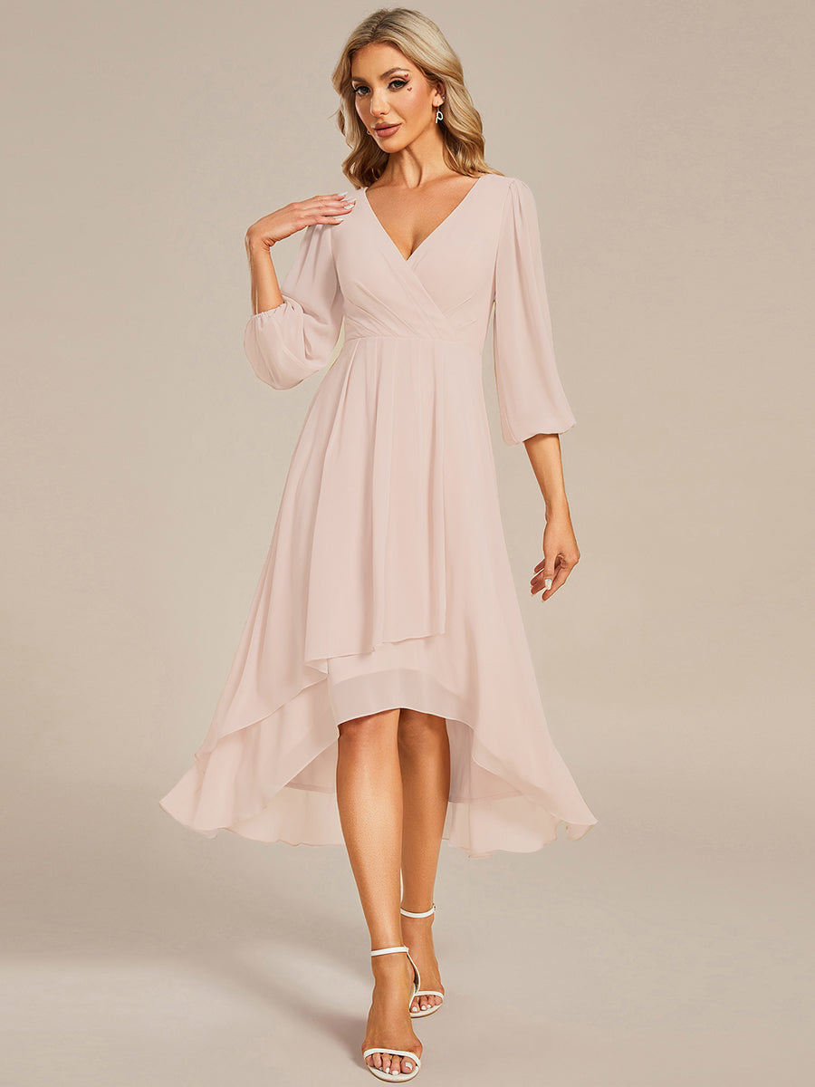 Robe d'invitée de mariage en mousseline à manches longues et col en V #Couleur_Blush