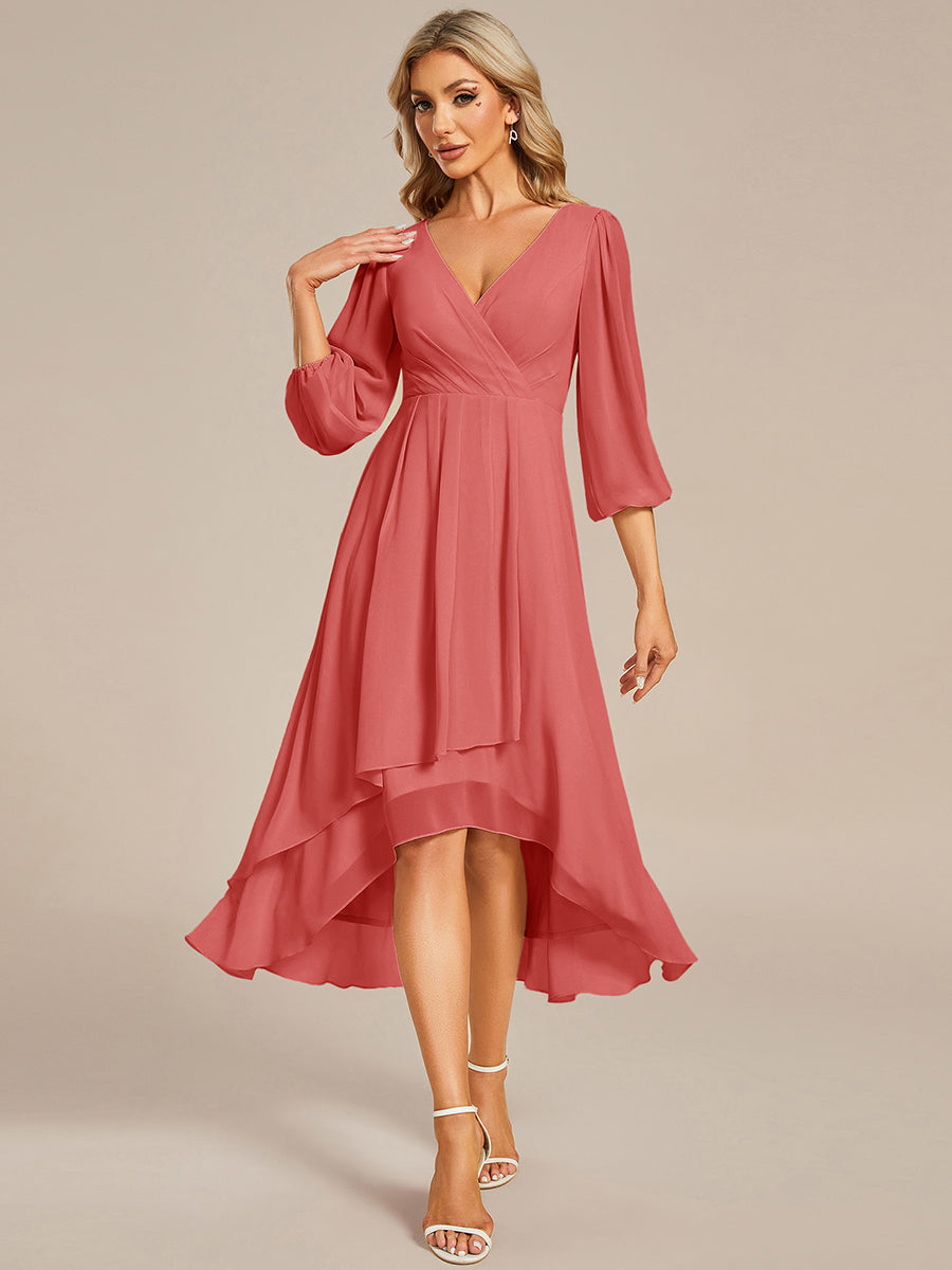 Robe d'invitée de mariage en mousseline à manches longues et col en V #Couleur_Corail