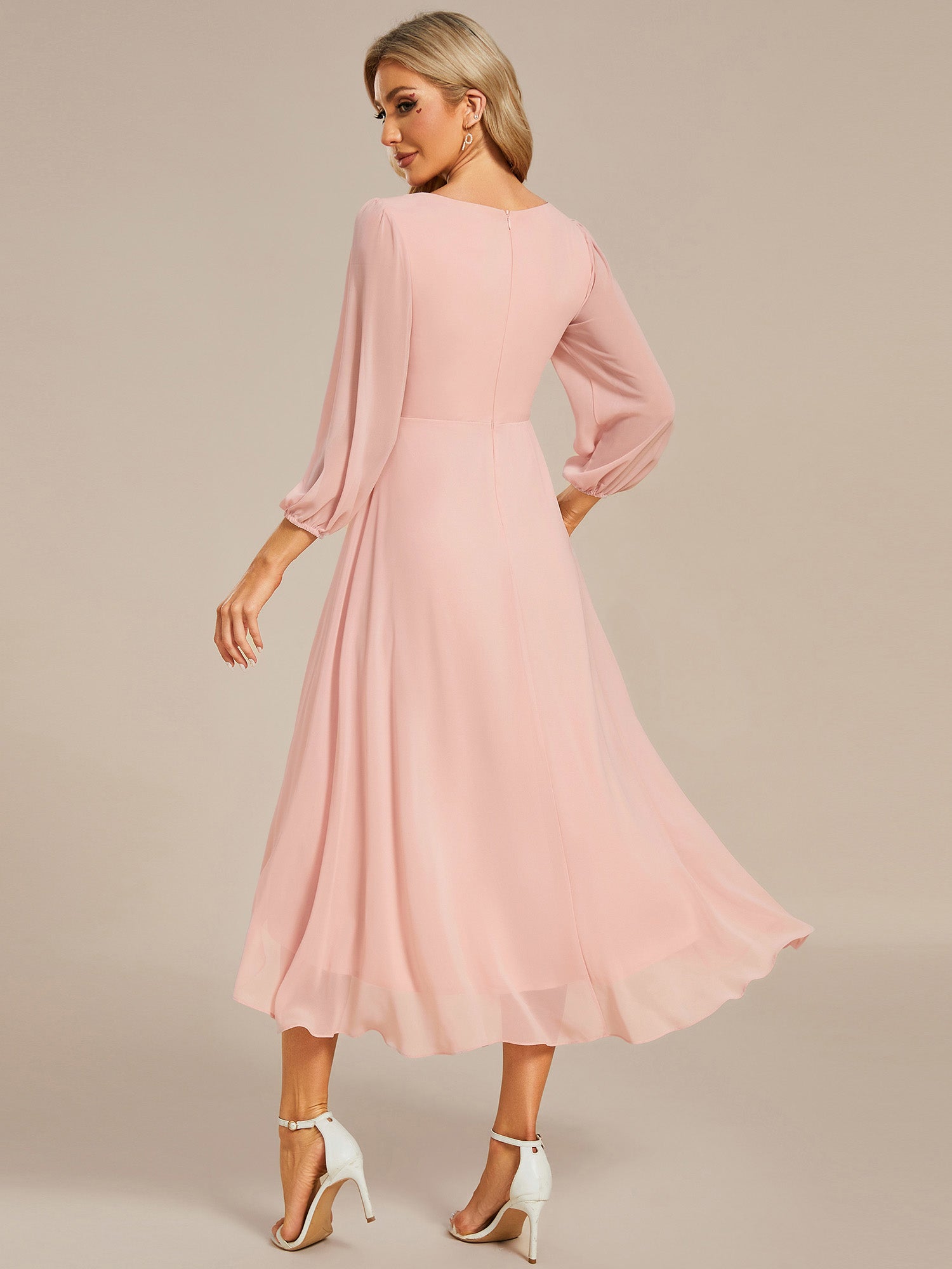 Robes de demoiselle d'honneur à manches longues et ourlet asymétrique #Couleur_Rose