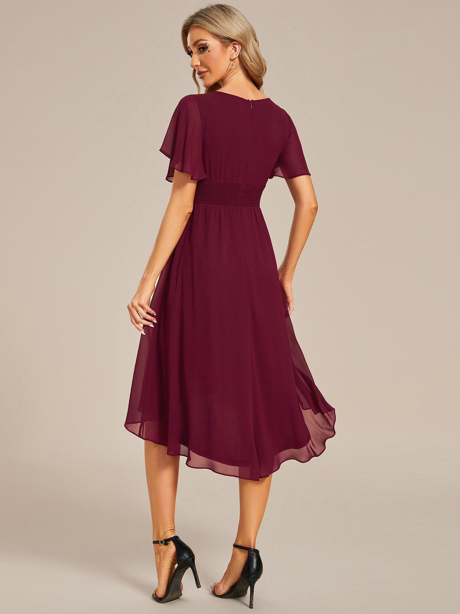 Robe d'invité de mariage trapèze en mousseline fluide à encolure ronde et longueur au genou #Couleur_Bordeaux