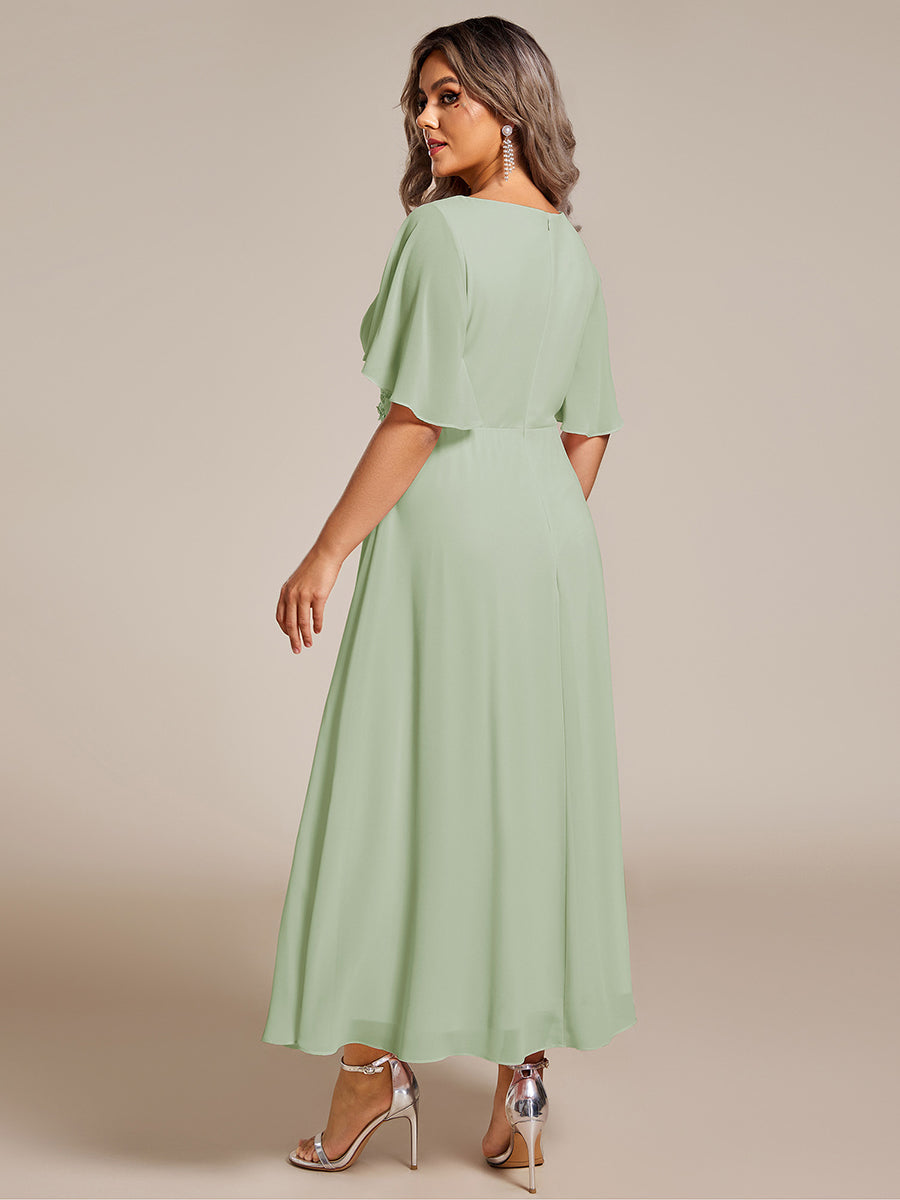 Robe d'invité de mariage mi-longue en mousseline de soie à col en V de grande taille avec applique à la taille #Couleur_Menthe Verte