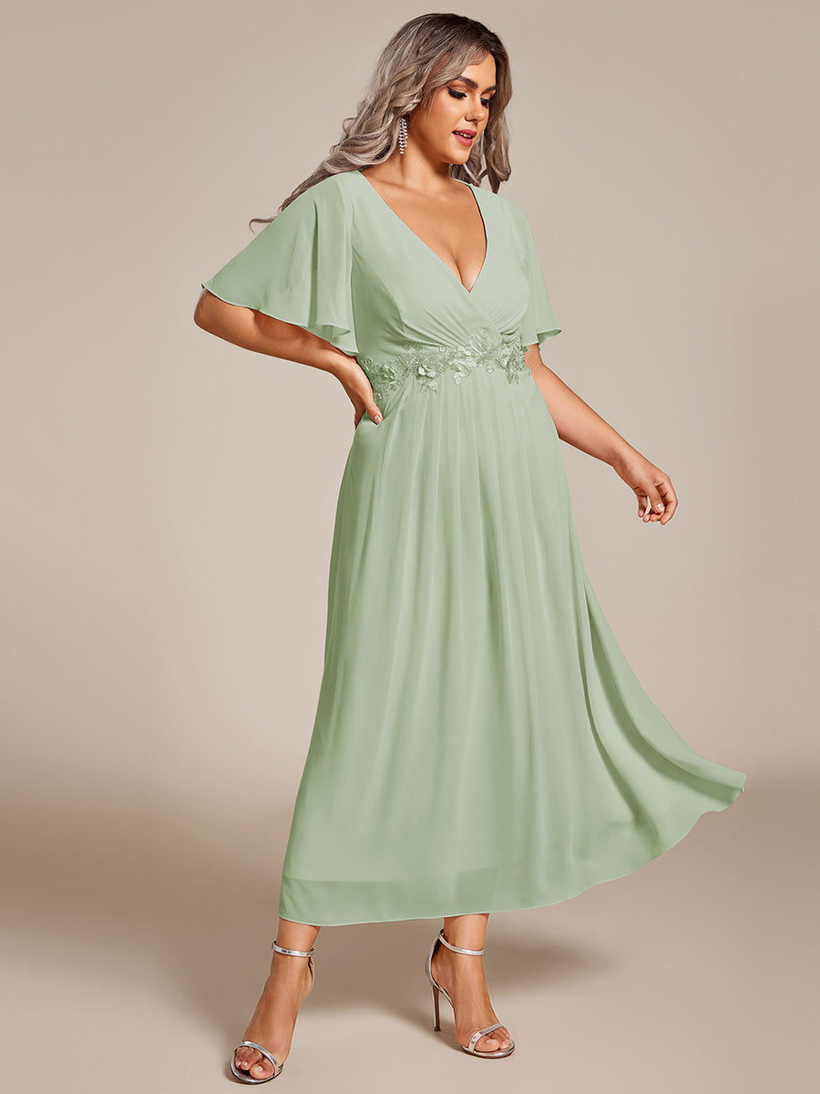 Robe d'invité de mariage mi-longue en mousseline de soie à col en V de grande taille avec applique à la taille #Couleur_Menthe Verte