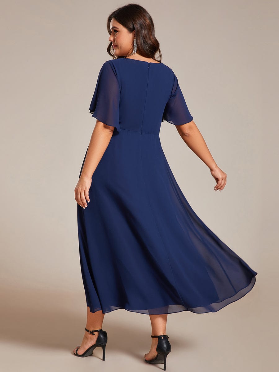 Robe d'invité de mariage mi-longue en mousseline de soie à col en V de grande taille avec applique à la taille #Couleur_Bleu Marine