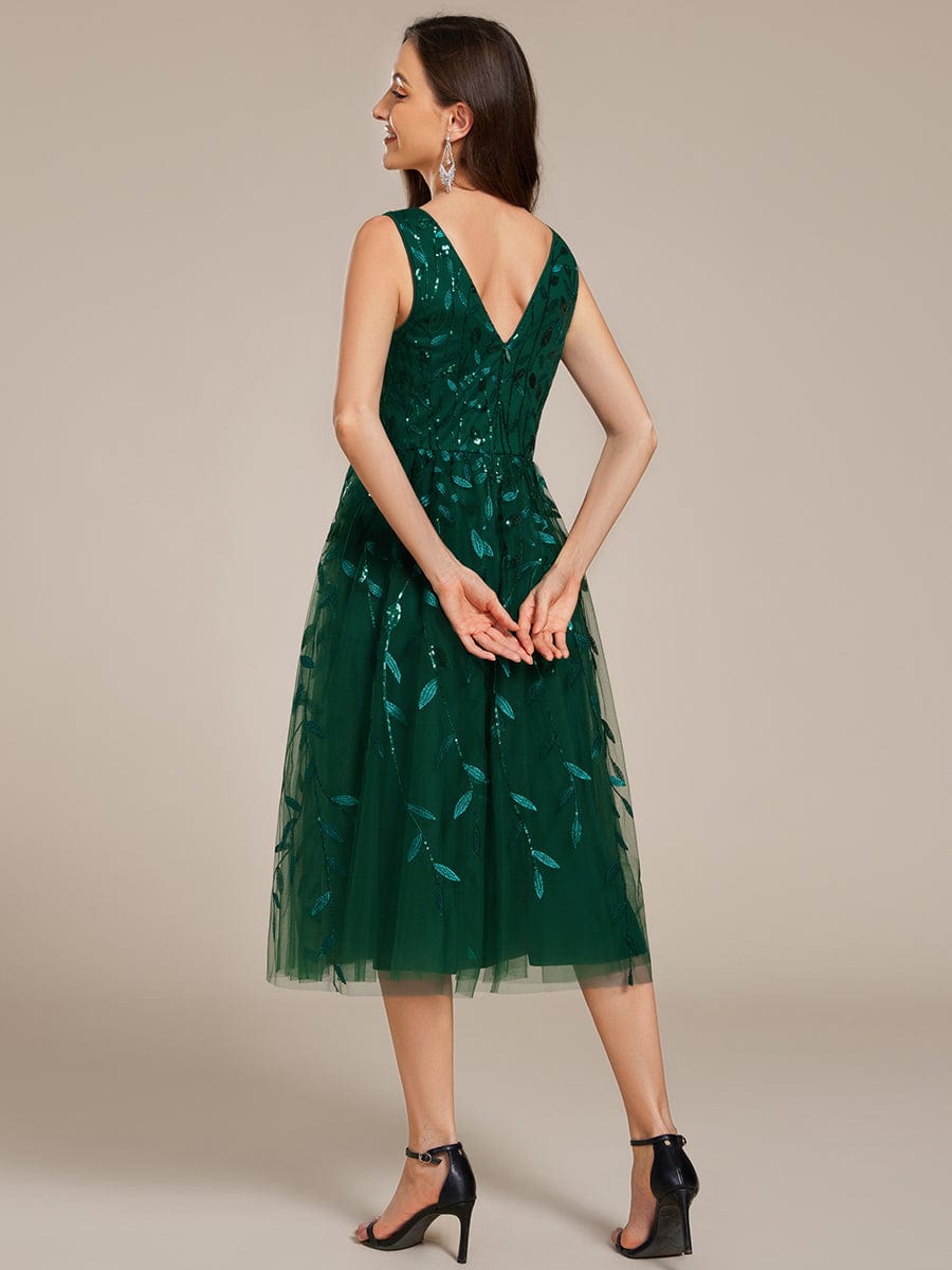 Robe d'invité de mariage mi-longue trapèze à col en V et paillettes avec sans manches #Couleur_Vert Fonce