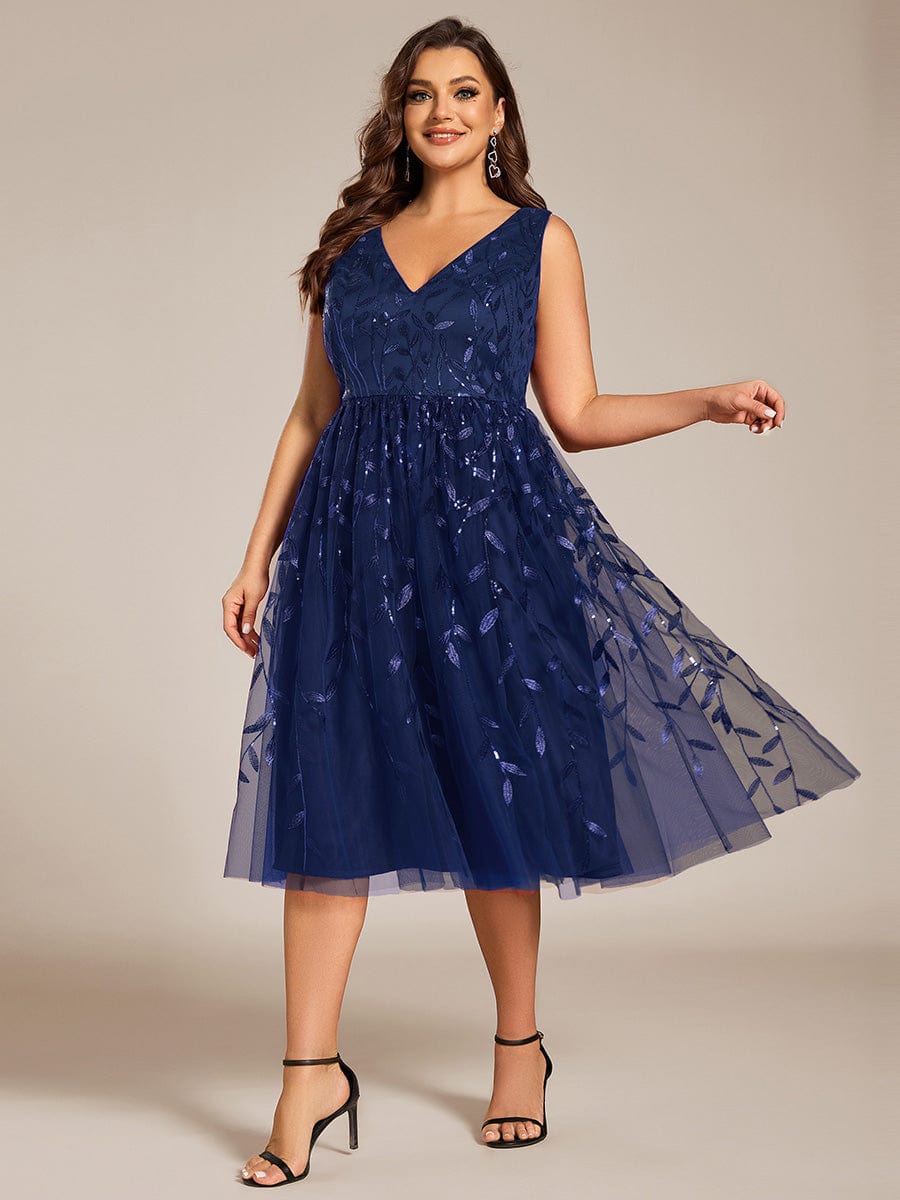 Robe d'invitée de mariage mi-longue à paillettes et feuilles grande taille #Couleur_Bleu Marine