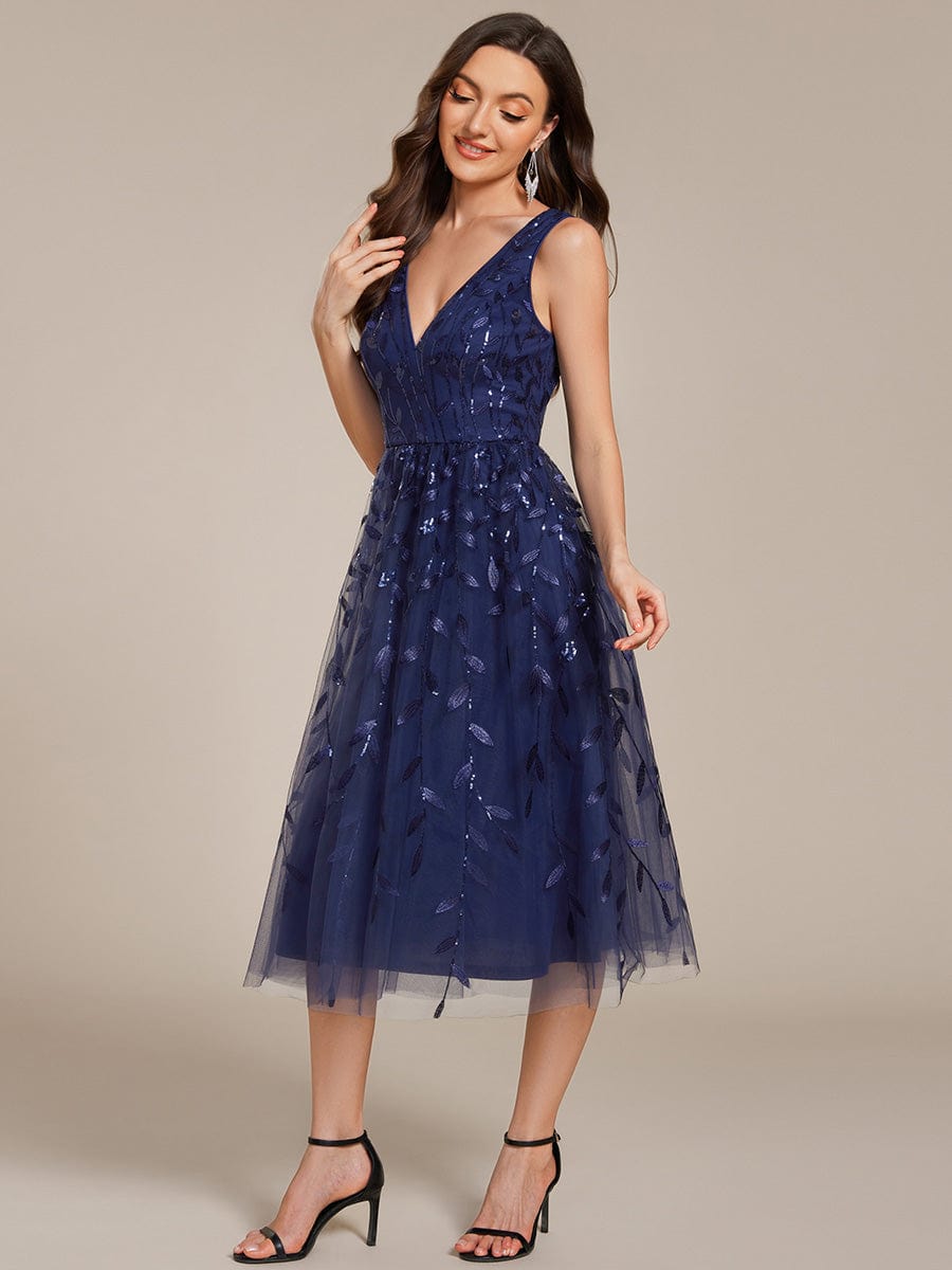 Robe d'invité de mariage mi-longue trapèze à col en V et paillettes avec sans manches #Couleur_Bleu Marine