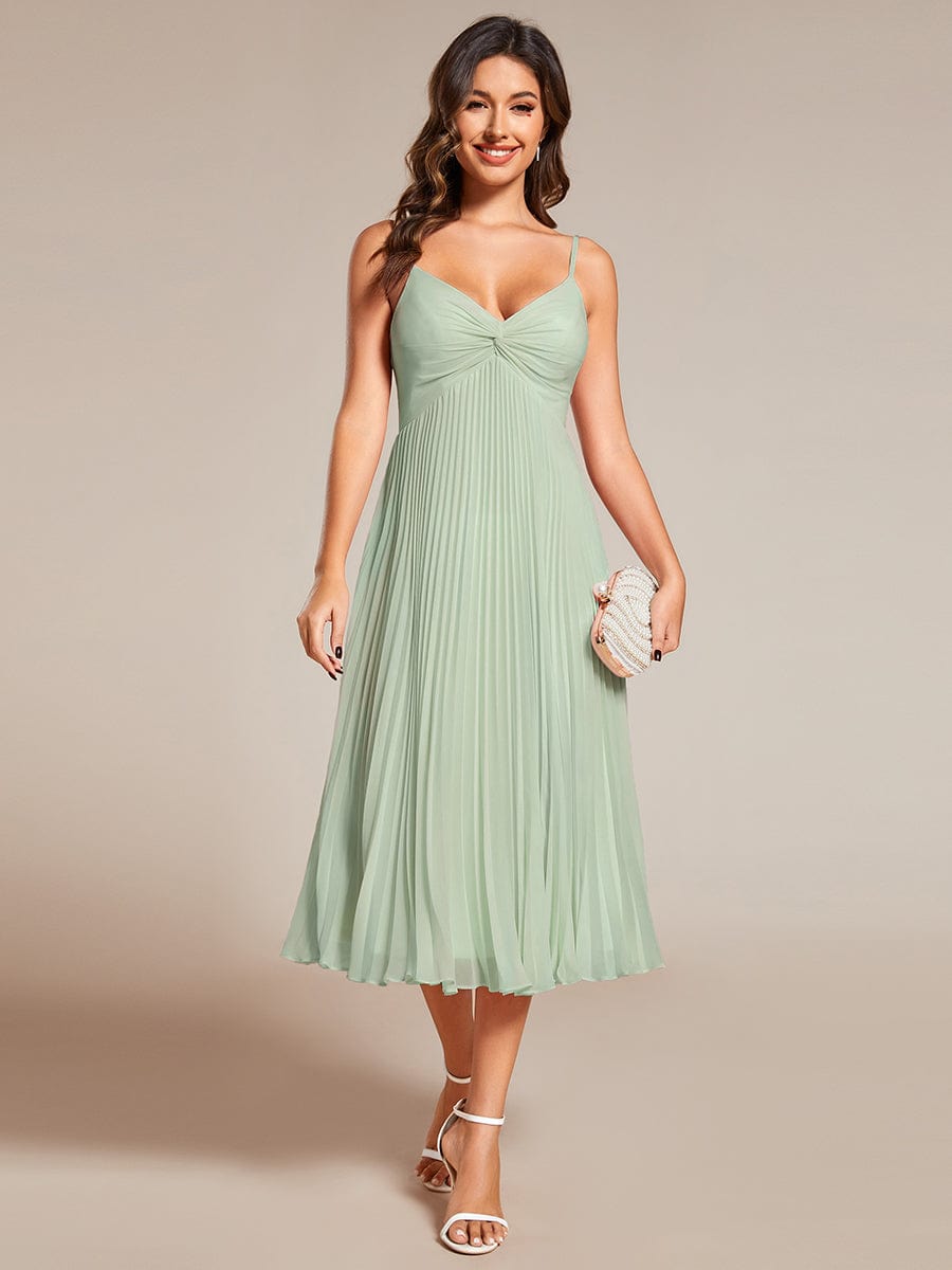 Robe d'invité de mariage dos nu plissée en mousseline de soie mi-longue avec col en V #Couleur_Menthe Verte