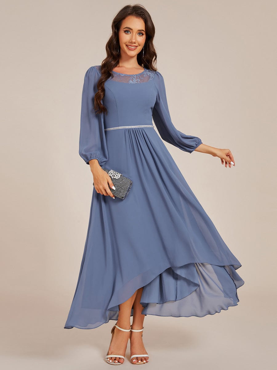 Robe d'invitée de mariage mi-longue en mousseline à col rond #Couleur_Marine Fume