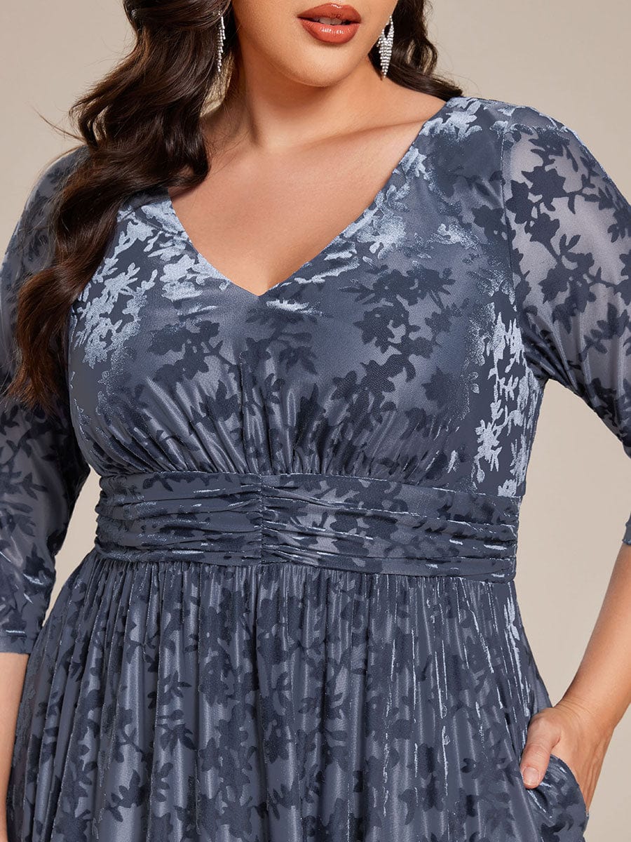 Robe d'invitée de mariage en velours fleuri à manches 3/16 grande taille #Couleur_Marine Fume