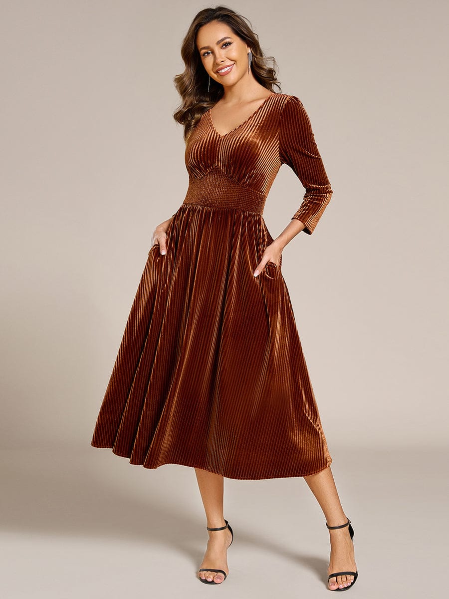 Robe d'invitée de mariage en velours extensible longueur thé #Couleur_Caramel