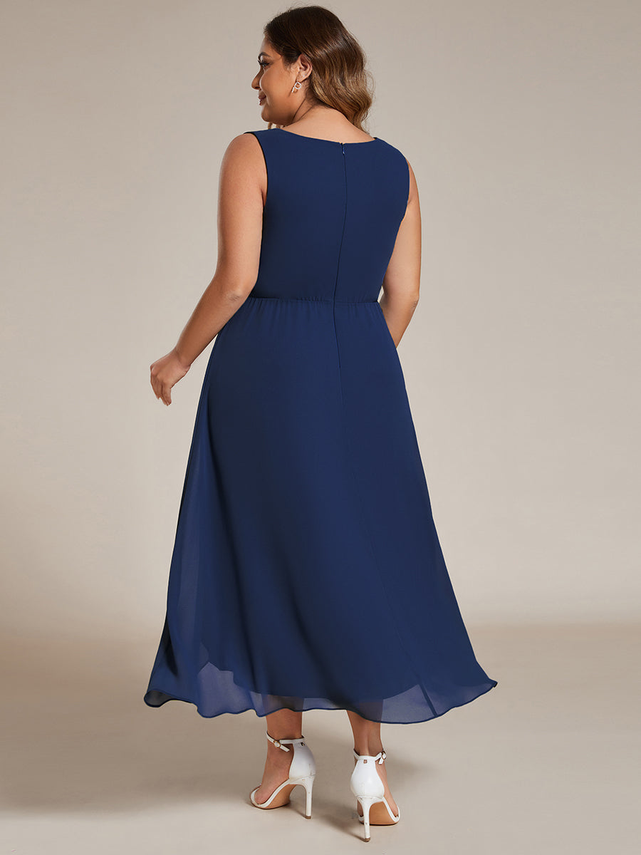 Robe d'invité de mariage haute-basse en mousseline de soie sans manches de grande taille avec applique à la taille #Couleur_Bleu Marine