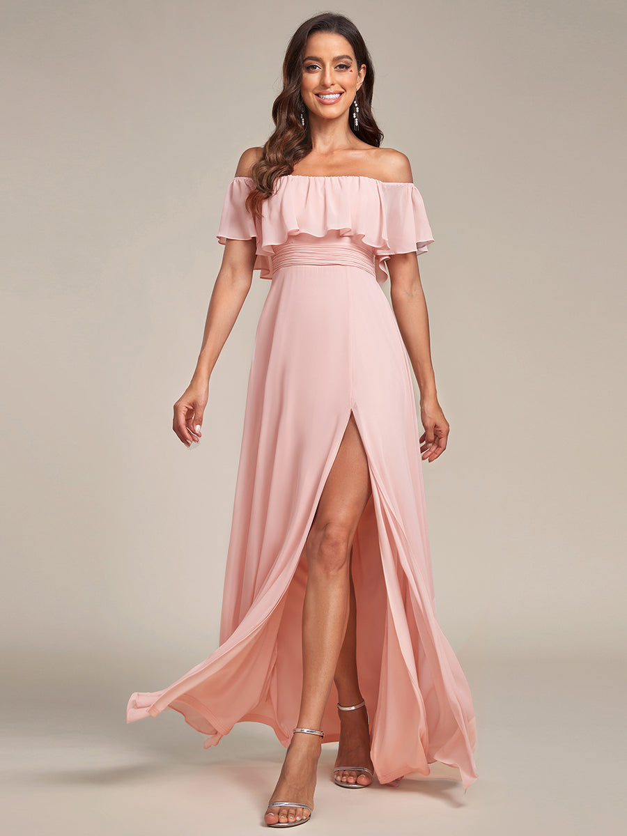 Robe de demoiselle d'honneur en mousseline à épaules dénudées et fente haute #Couleur_Rose