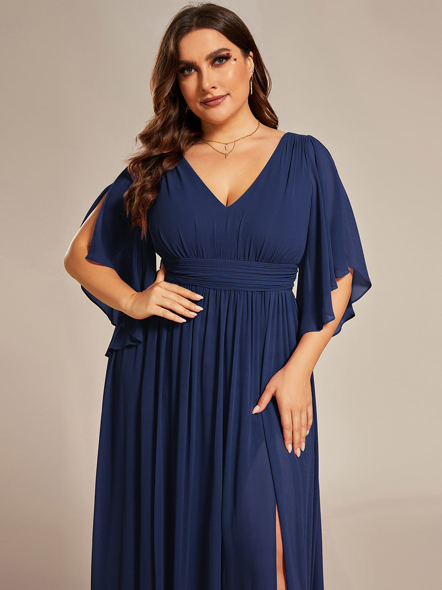 Robe Curvy en mousseline plissée Col V manches mi-longues #Couleur_Bleu Marine