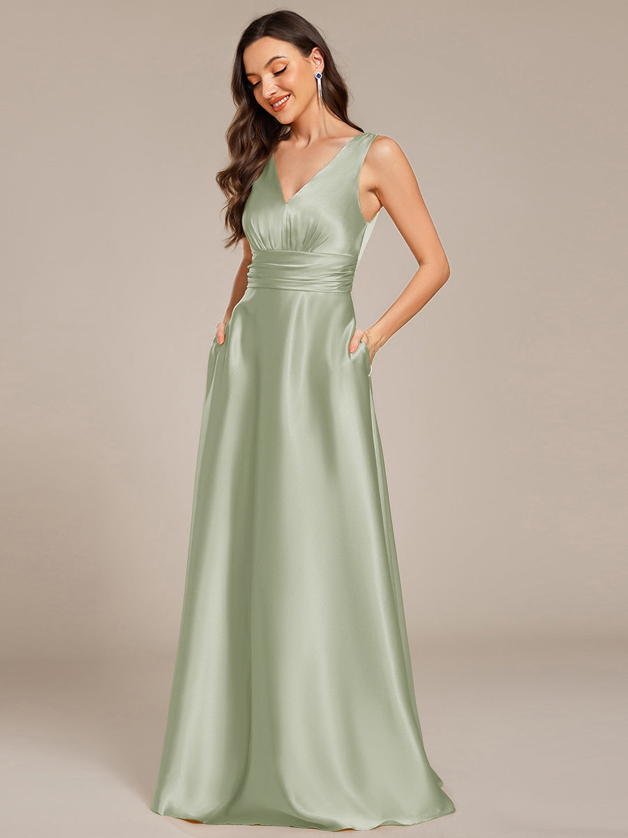 Robe de demoiselle d'honneur fendue en satin sans manches à col en V #Couleur_ #Couleur_Menthe Verte