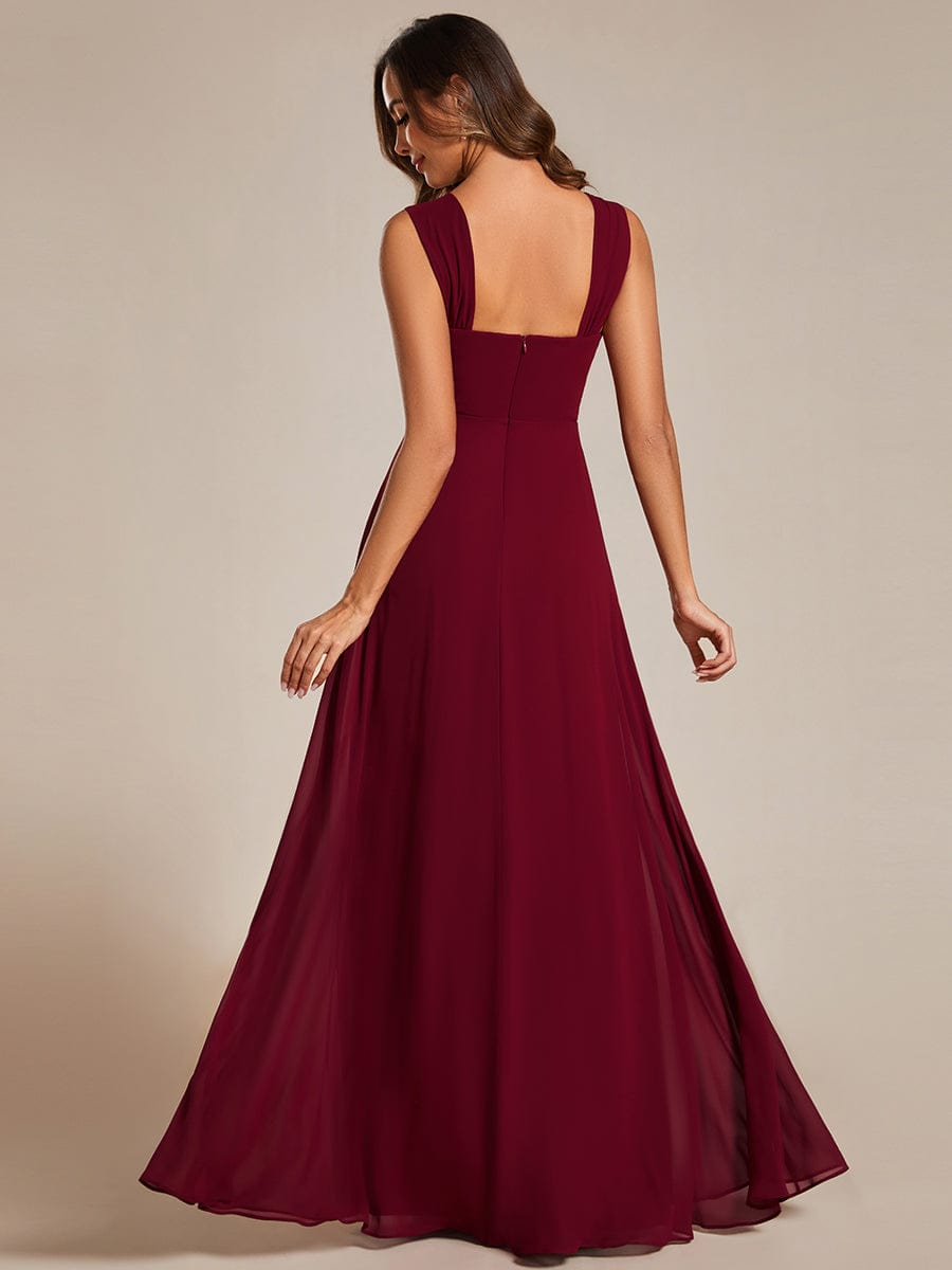 Robe de demoiselle d'honneur sans manches en mousseline de soie taille haute col carré #Couleur_Bordeaux