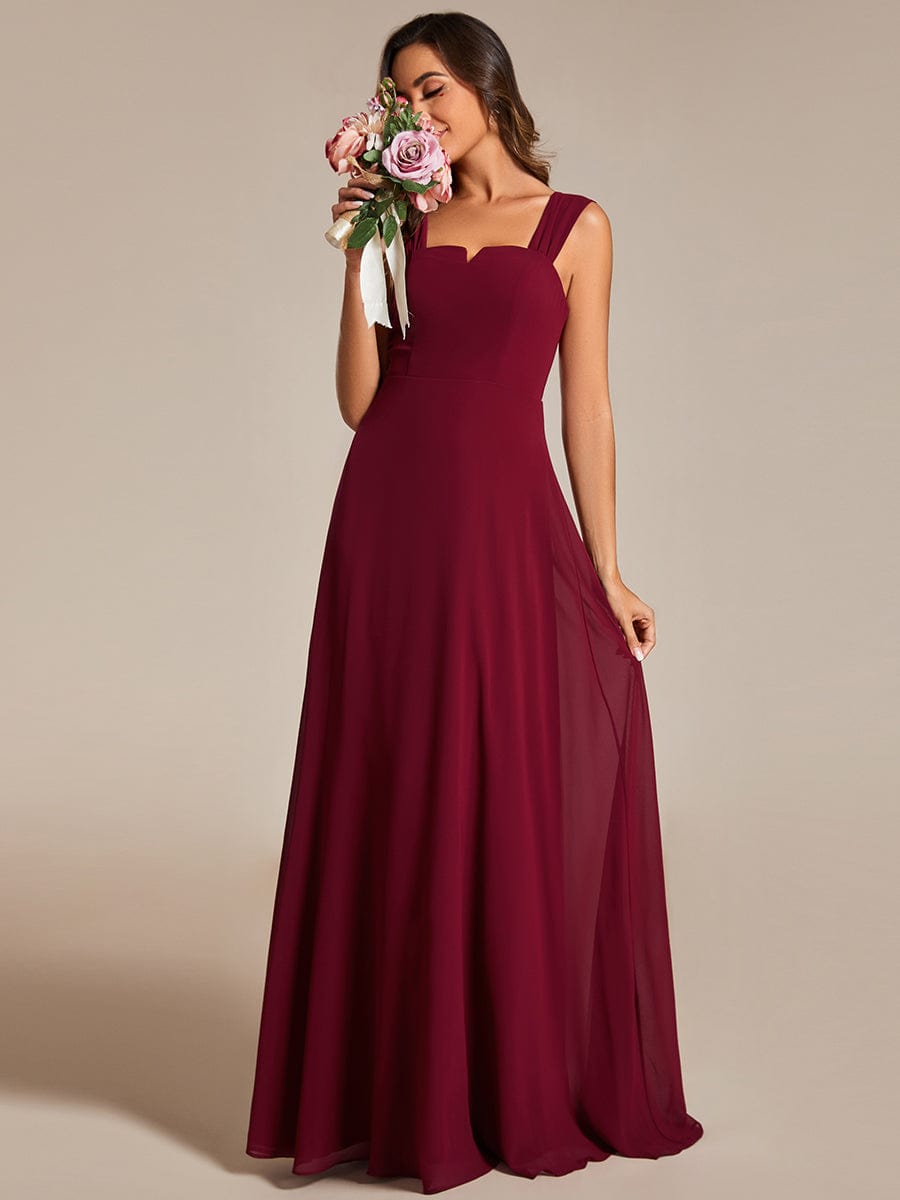 Robe de demoiselle d'honneur sans manches en mousseline de soie taille haute col carré #Couleur_Bordeaux