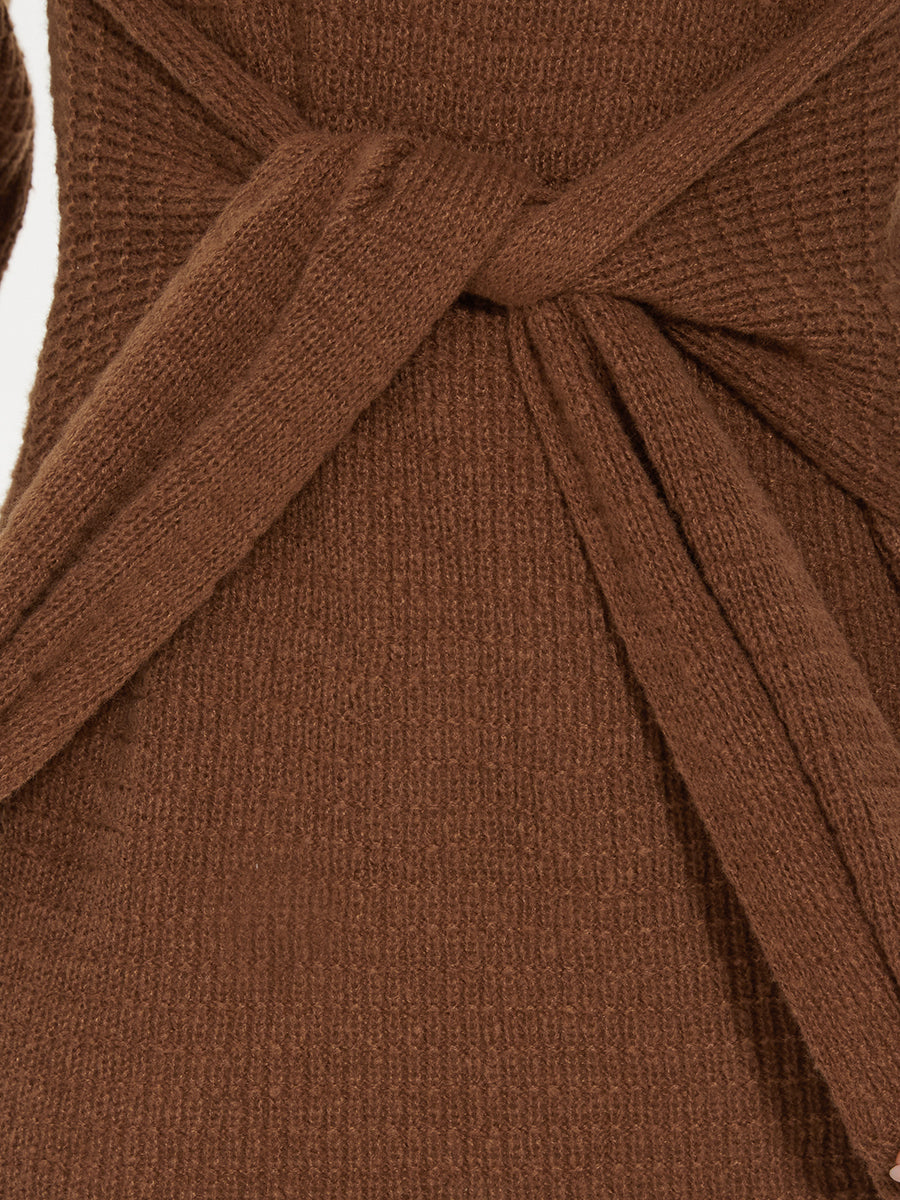 Robe pull moulante en tricot côtelé à taille nouée à la taille #Couleur_Marron