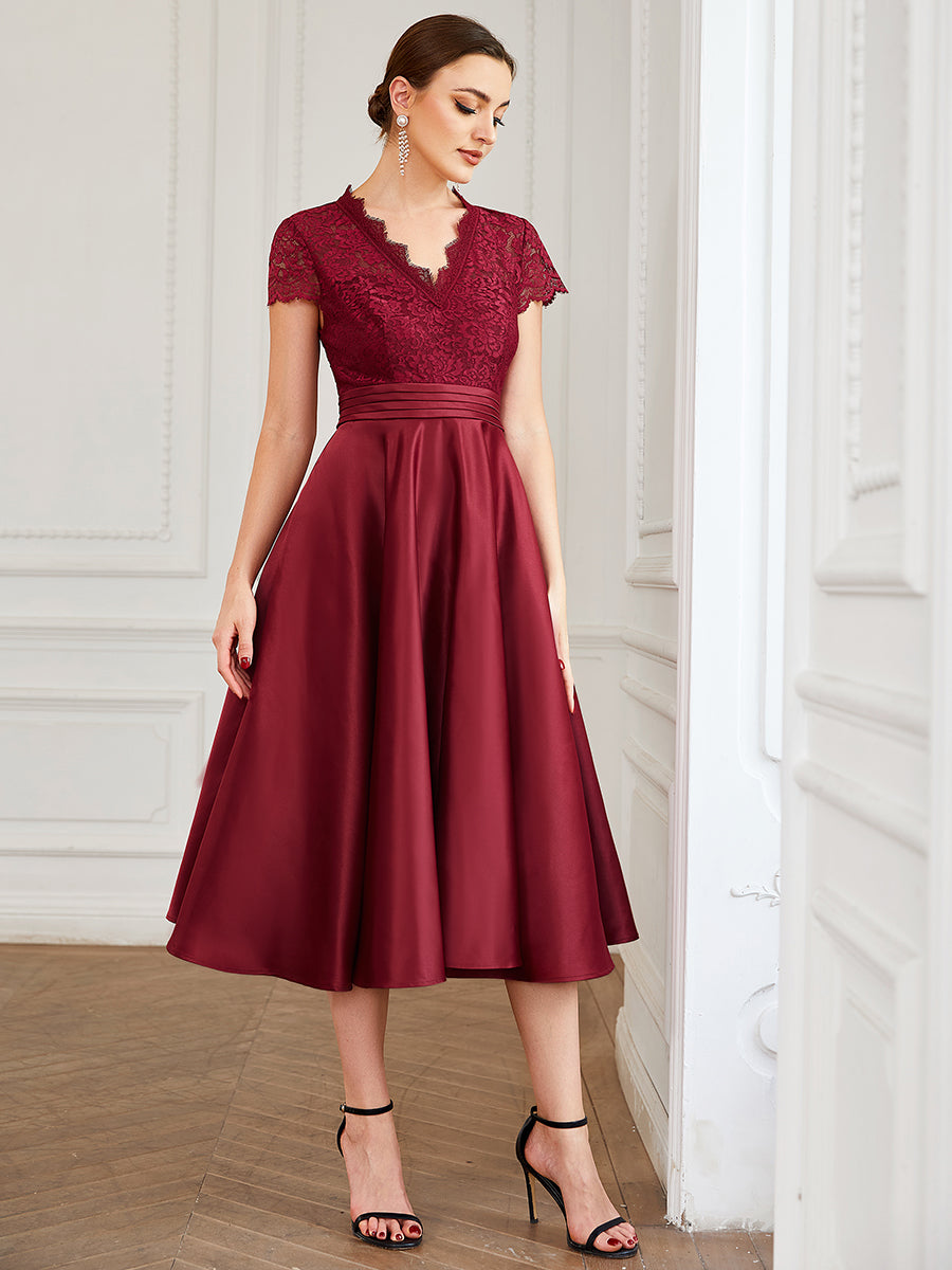 Élégante robe de soirée mi-longue à manches courtes et à fleurs brodées à col en V #Couleur_Bordeaux