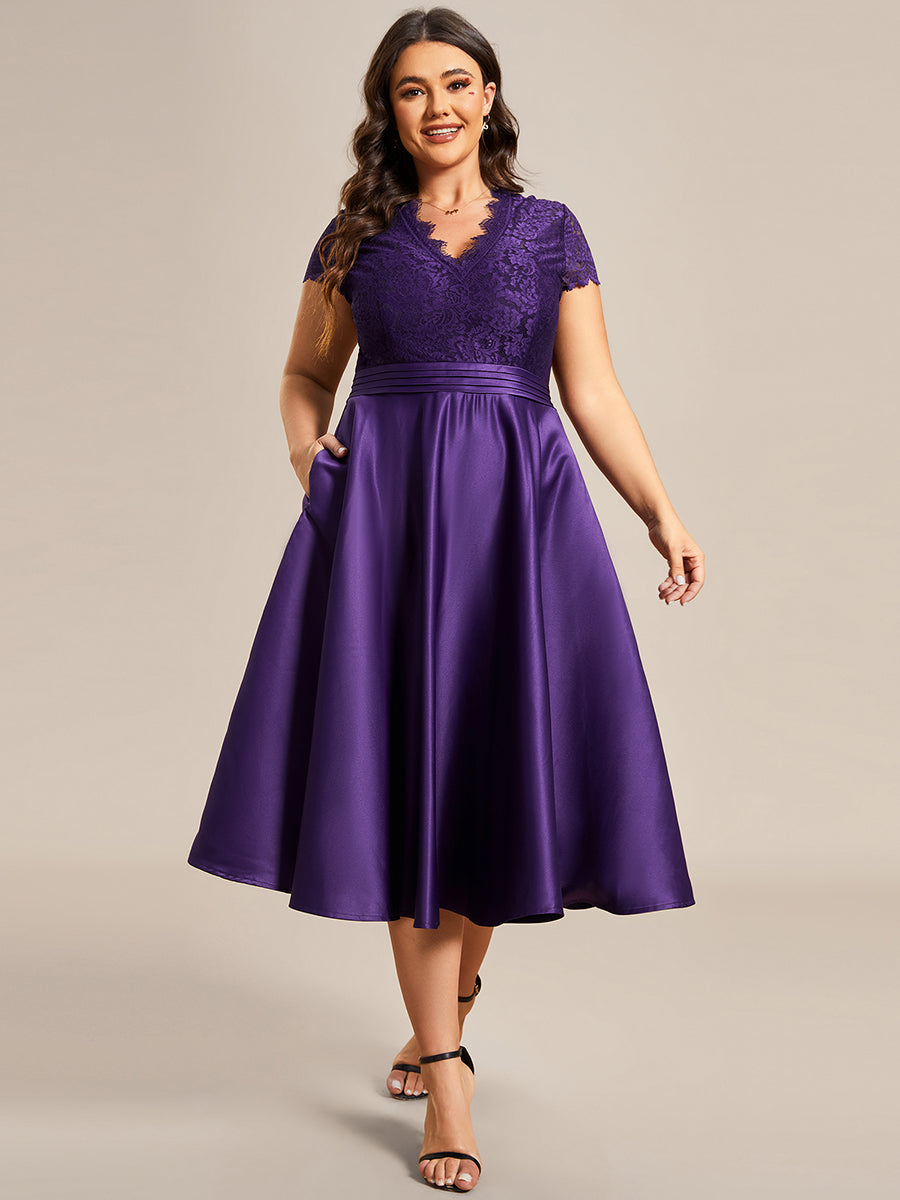 Élégante robe de soirée mi-longue à manches courtes et à fleurs brodées à col en V #Couleur_Violet Fonce