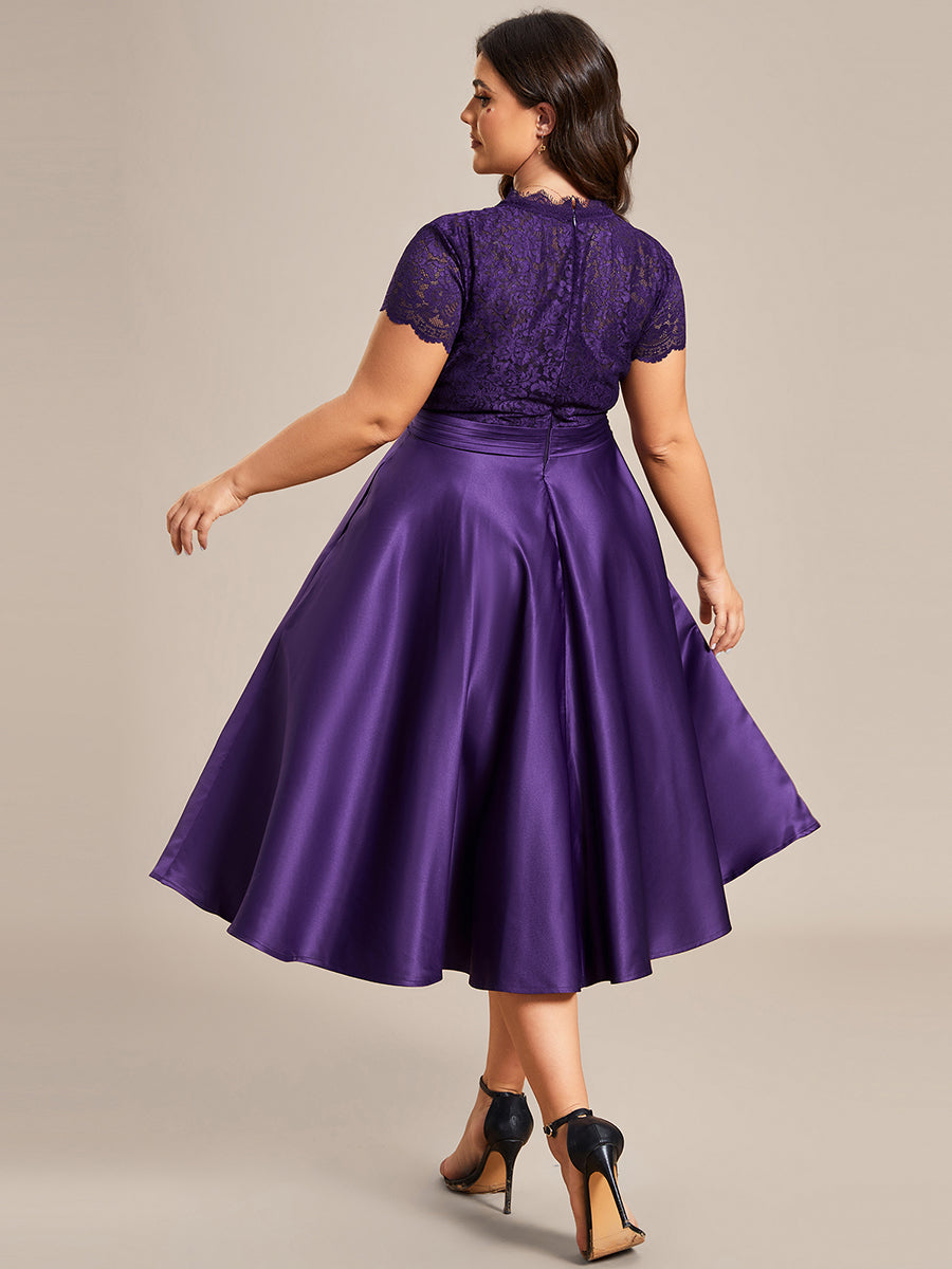 Robe de cocktail mi-longue en dentelle à manches longues et col en V de grande taille #Couleur_Violet Fonce