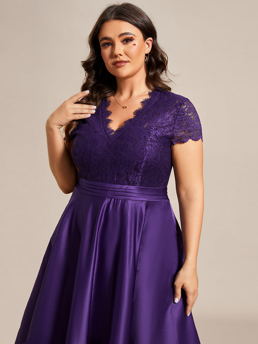 Élégante robe de soirée mi-longue à manches courtes et à fleurs brodées à col en V #Couleur_Violet Fonce