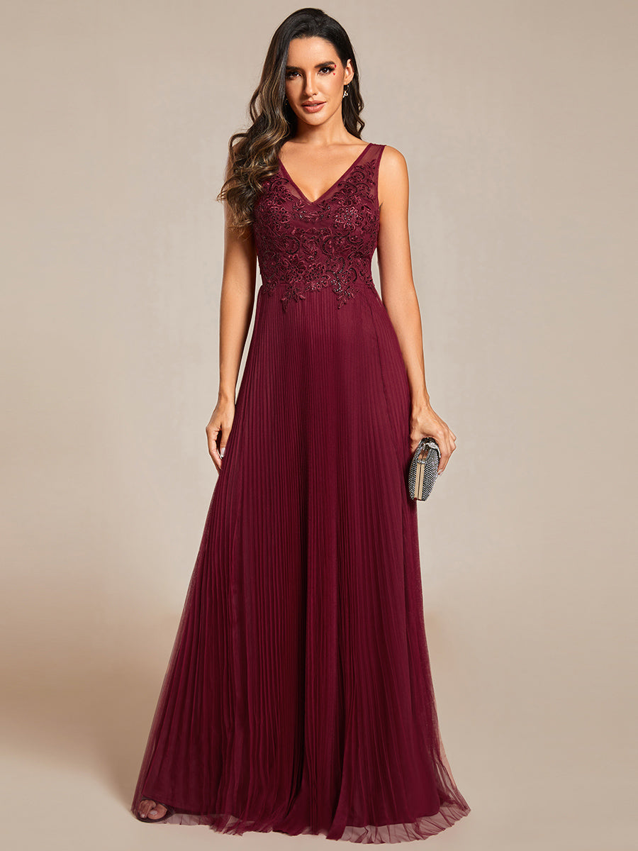 Robe de soirée en tulle trapèze sans manches avec corsage brodé d'appliques exquises #Couleur_Bordeaux