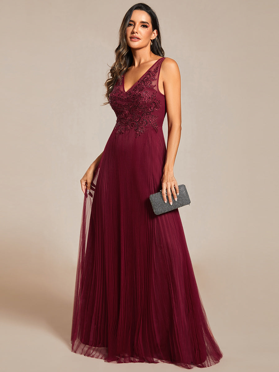 Robe de soirée en tulle trapèze sans manches avec corsage brodé d'appliques exquises #Couleur_Bordeaux