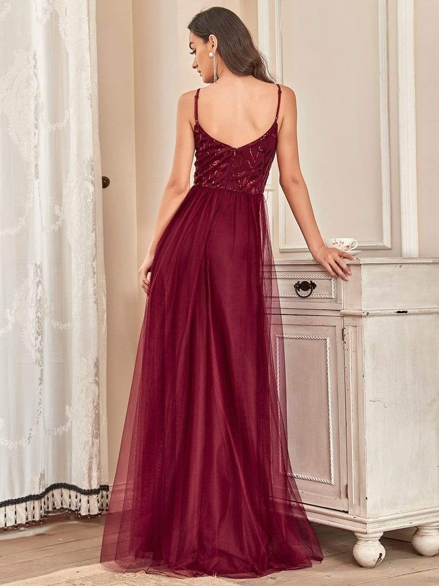 Robe de Bal en tulle à col en V et bretelles minces brodées au sol #Couleur_Bordeaux