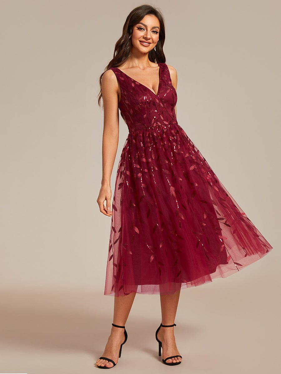 Robe d'invité de mariage mi-longue trapèze à col en V et paillettes avec sans manches #Couleur_Bordeaux