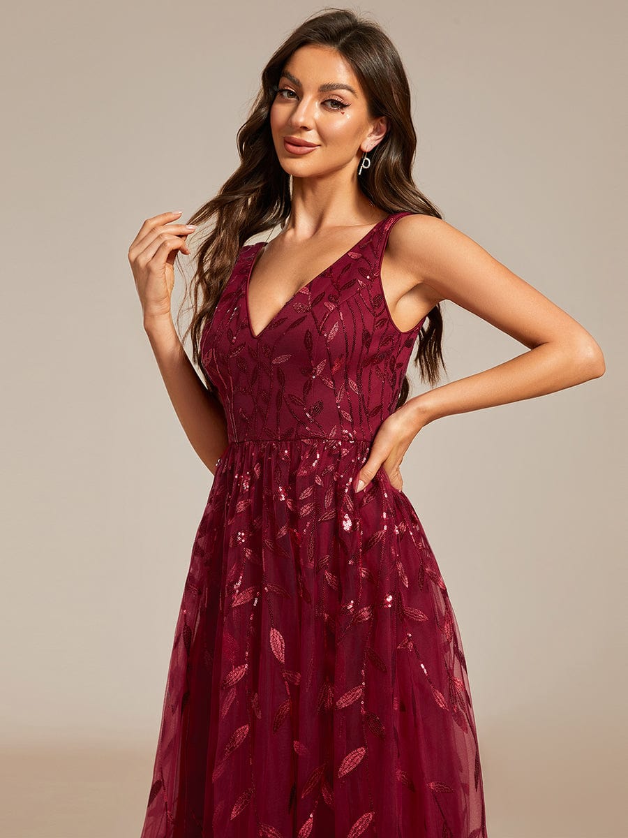 Robe d'invité de mariage mi-longue trapèze à col en V et paillettes avec sans manches #Couleur_Bordeaux