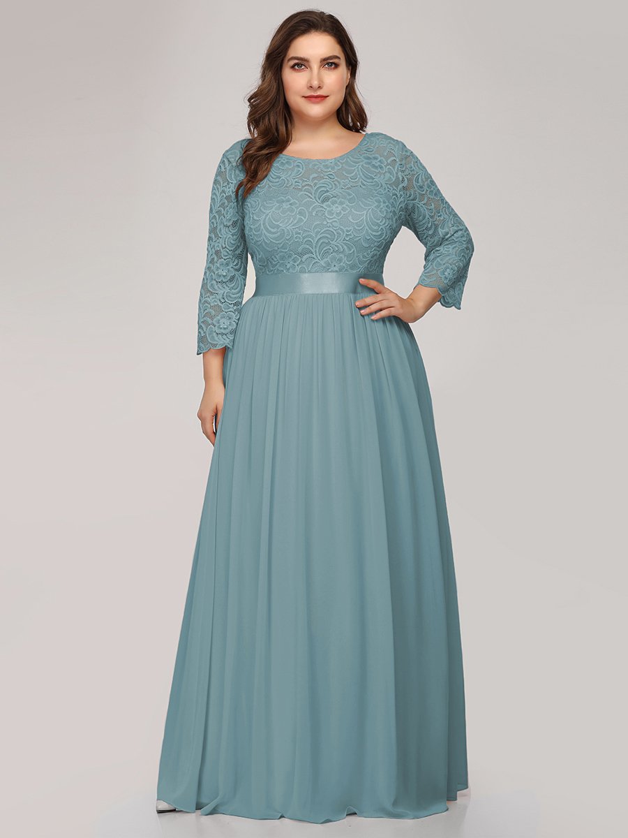 Robe de demoiselle d'honneur en grande taille dentelle transparente et demi-manche #Couleur_Bleu Fume