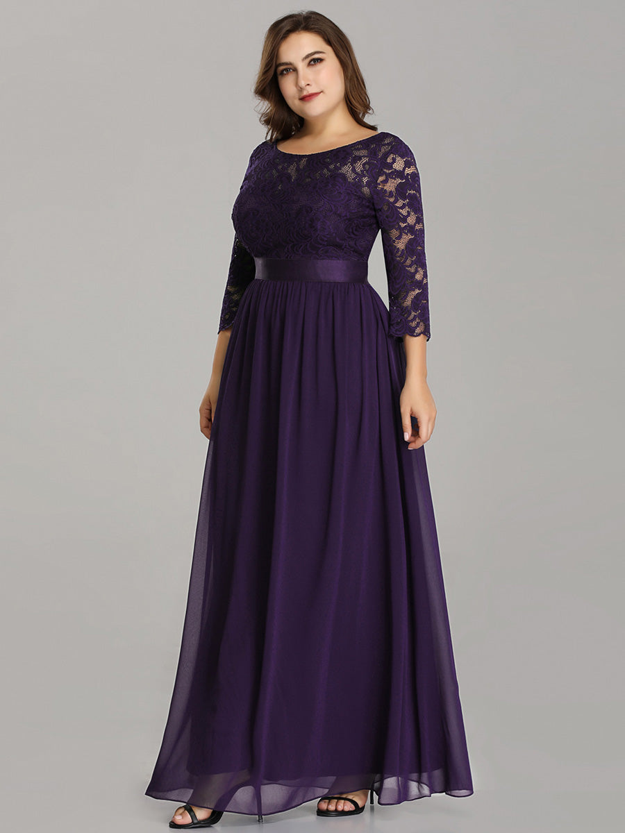 Robe de demoiselle d'honneur en grande taille dentelle transparente et demi-manche #Couleur_Violet Fonce