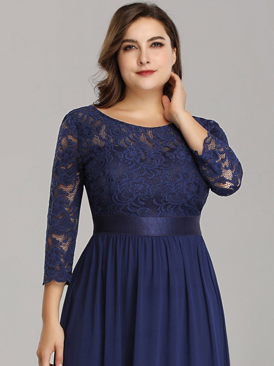 Robe de demoiselle d'honneur en grande taille dentelle transparente et demi-manche #Couleur_Bleu Marine