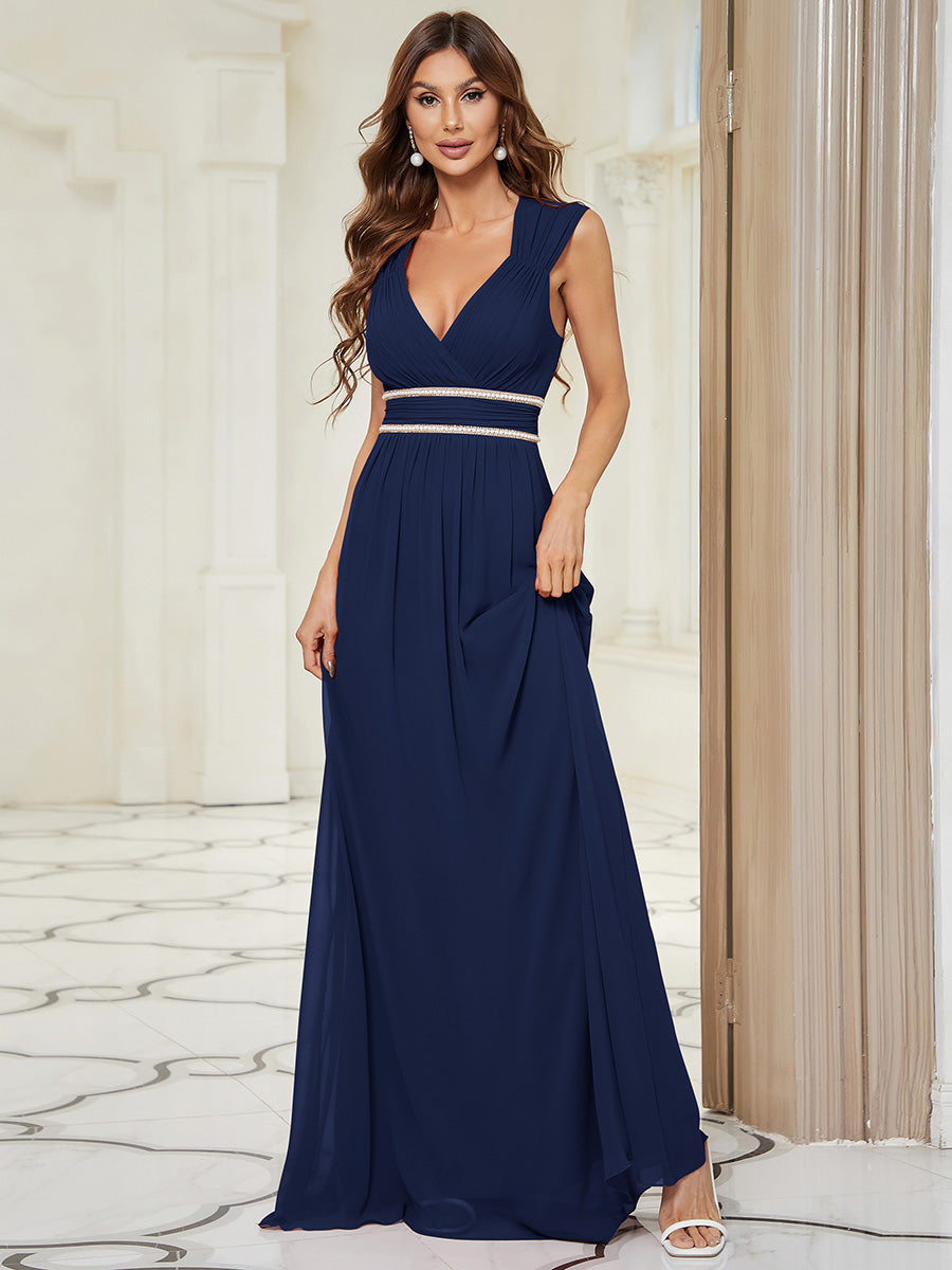 Robe longue de demoiselle d'honneur froncée à col en V #Couleur_Bleu Marine